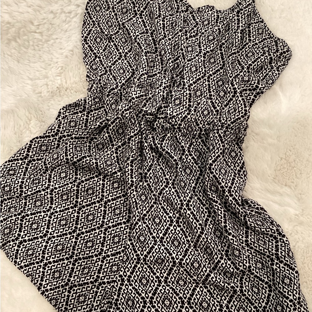 Maurice’s‎ XXL black & white geometrical shorts Romper